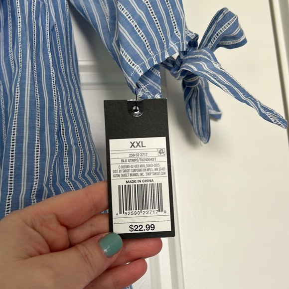 Beautiful Blue Off The Shoulder Top - Picture 4 of 5